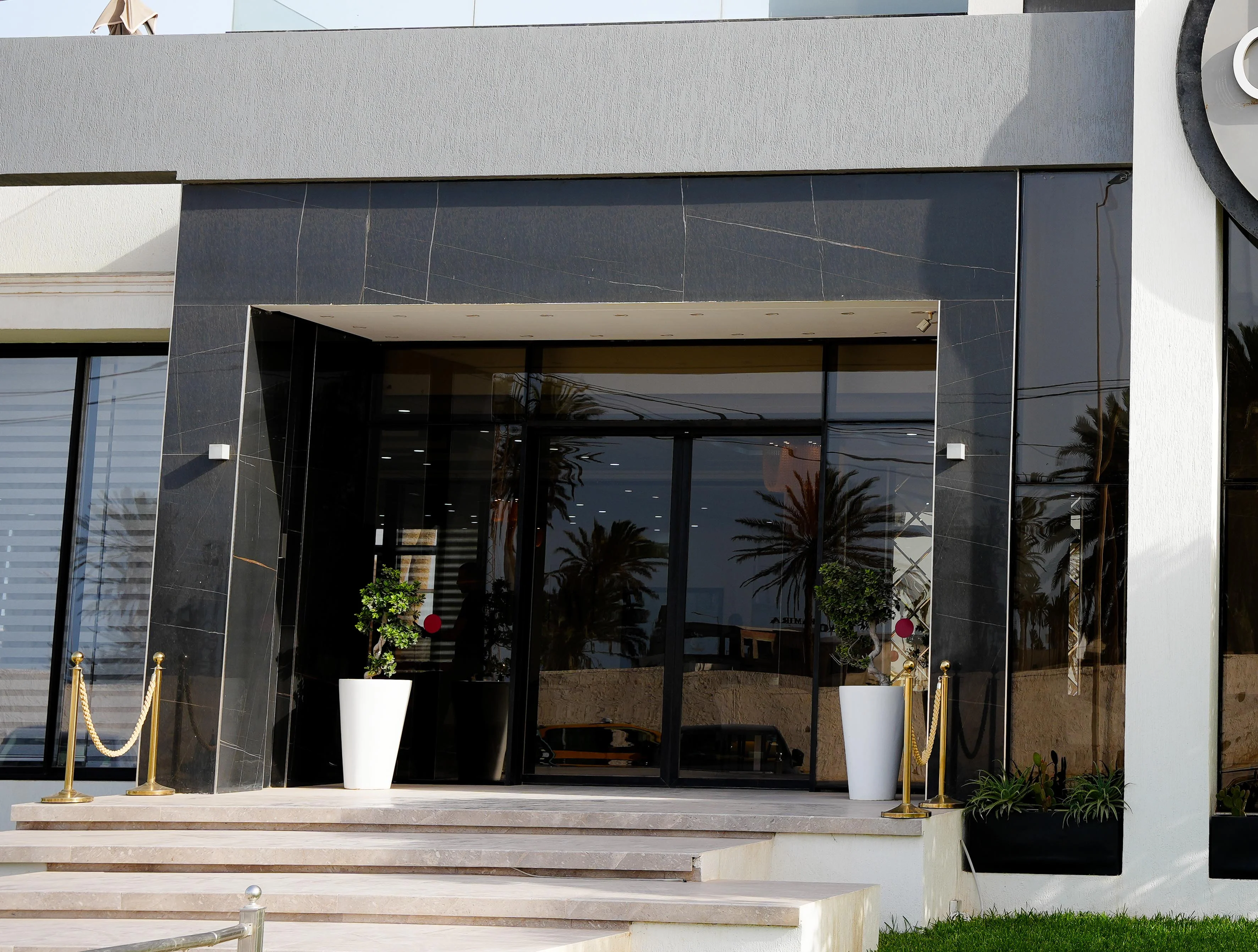 ALUMINYOS - Menuiseries sur mesure en aluminium et PVC